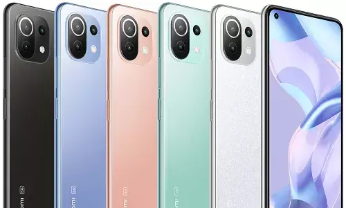 The CAT 2021 application includes steps like registration,